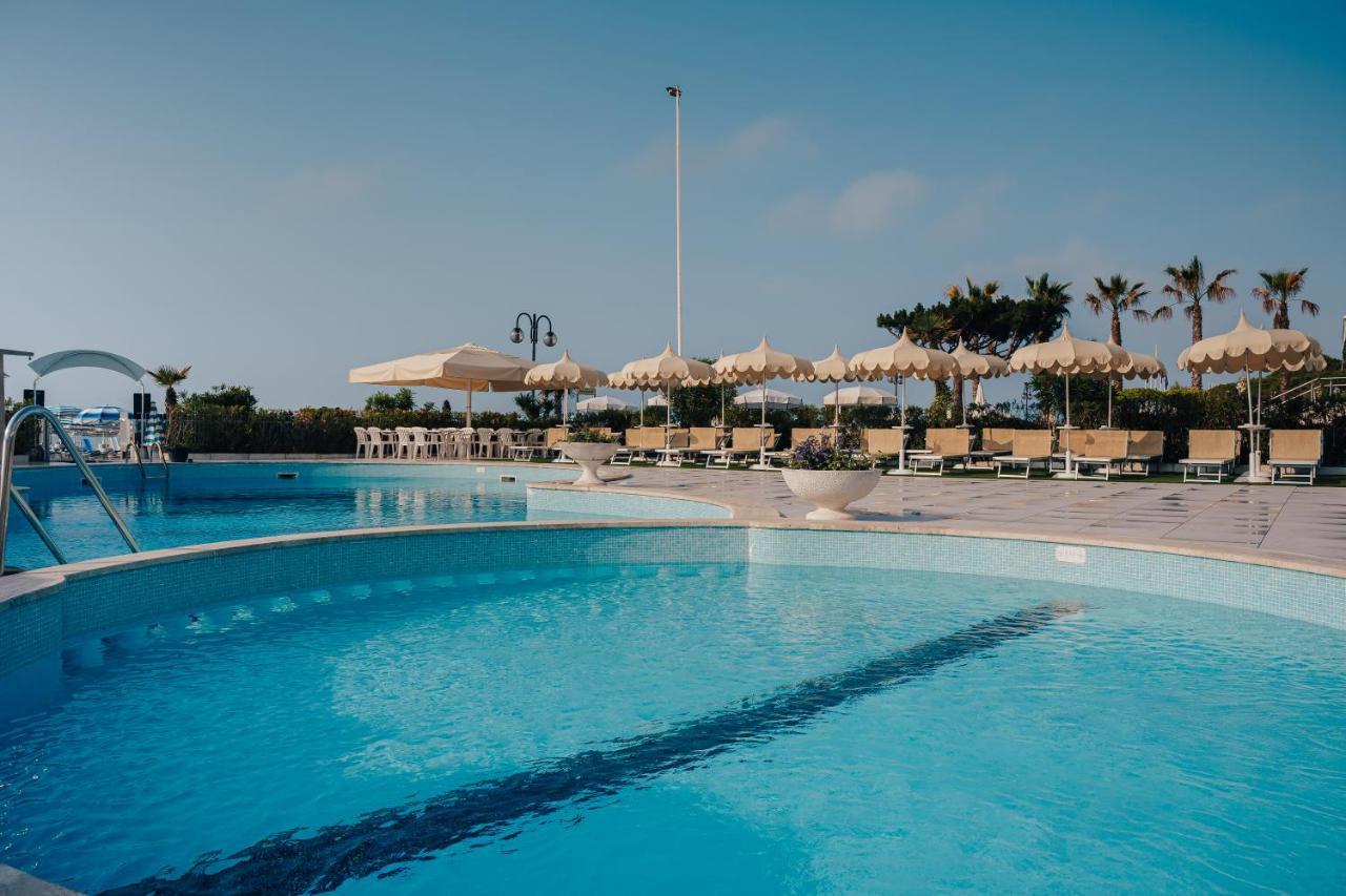 Hotel Galassia Suites & Spa Lido di Jesolo Zewnętrze zdjęcie