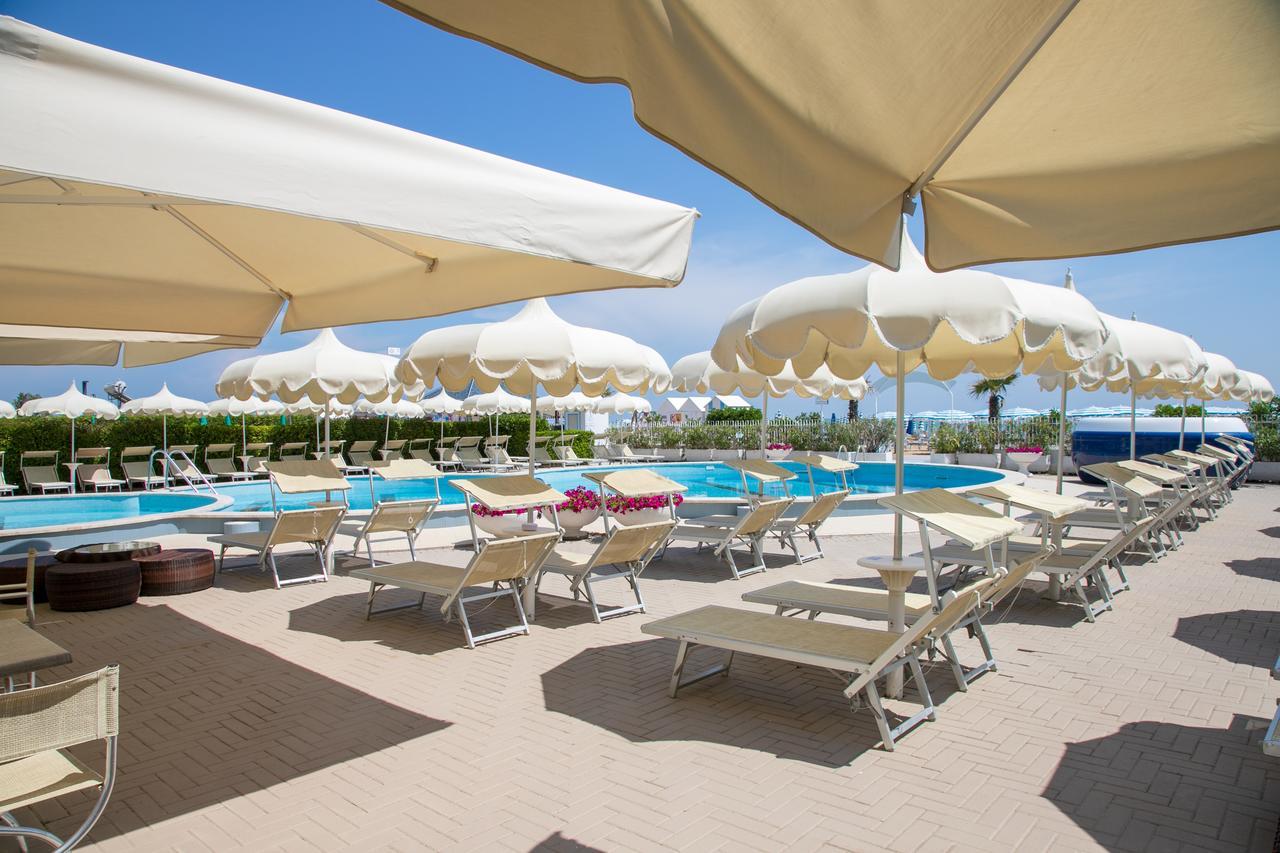 Hotel Galassia Suites & Spa Lido di Jesolo Zewnętrze zdjęcie